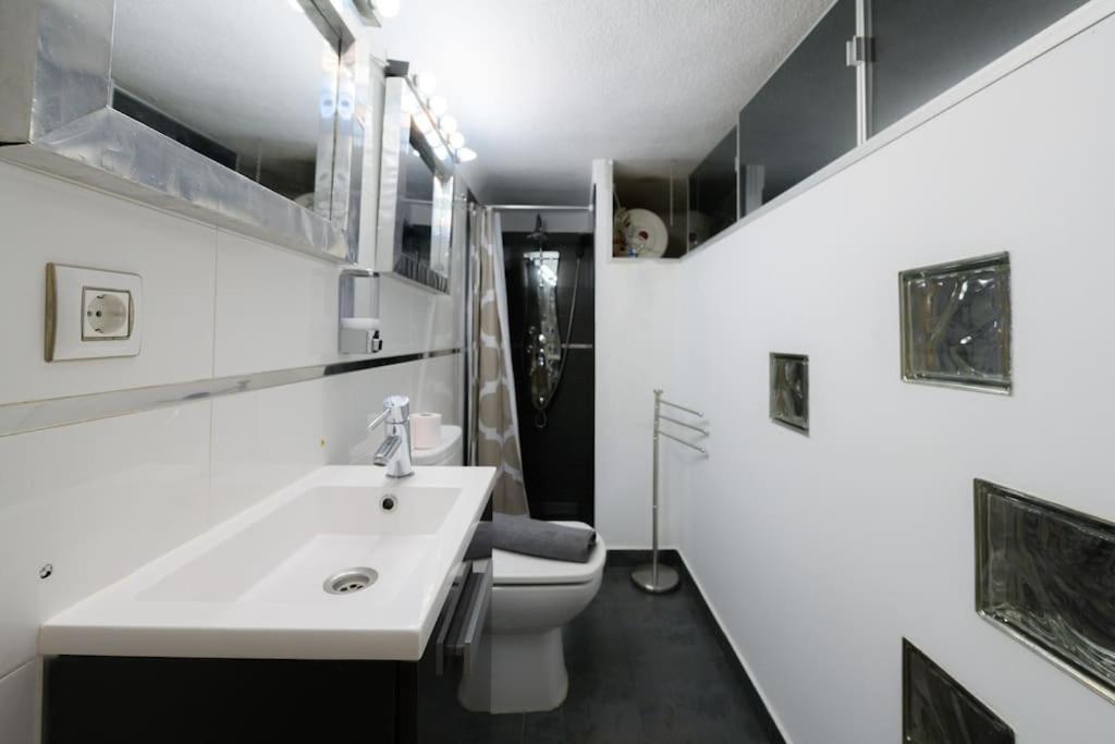 Appartement Encantador Apartamento Temporal Centrico Con Patio Privado Mpe51 à Madrid Extérieur photo